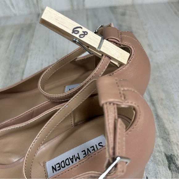 Steve Madden Two-Tone Block Heel Shoes - Black and Tan - Picture 9 of 9